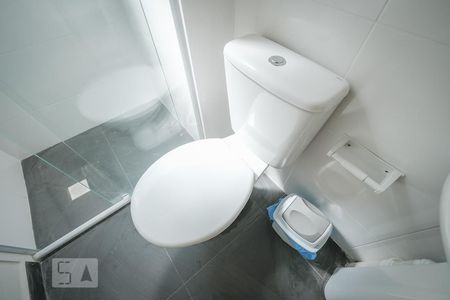 Apartamento para alugar com 42m², 2 quartos e 1 vaga Apartamento para alugar com 42m², 2 quartos e 1 vagaDetalhe do banheiro
