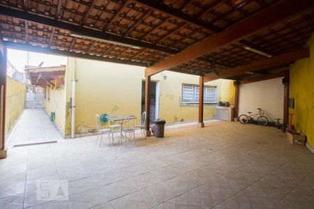 Casa para alugar com 300m², 6 quartos e 2 vagasQuintal