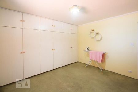 Casa para alugar com 300m², 6 quartos e 2 vagasQuarto 3