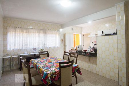 Casa para alugar com 300m², 6 quartos e 2 vagasCozinha