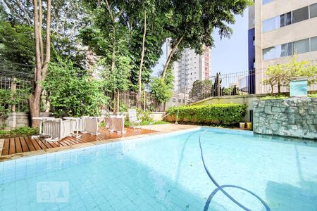 Apartamento à venda com 80m², 2 quartos e 1 vaga Apartamento à venda com 80m², 2 quartos e 1 vagaPiscina