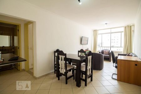 Sala de apartamento para alugar com 1 quarto, 67m² em Liberdade, São Paulo