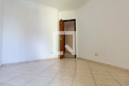Quarto 1 de casa para alugar com 3 quartos, 75m² em Jardim Arize, São Paulo