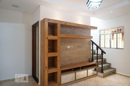 Sala de casa para alugar com 3 quartos, 75m² em Jardim Arize, São Paulo