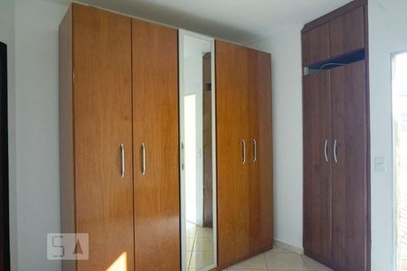 Quarto 1 de casa para alugar com 3 quartos, 75m² em Jardim Arize, São Paulo