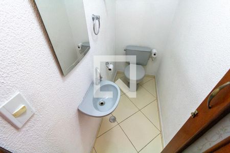 Lavabo de casa para alugar com 3 quartos, 75m² em Jardim Arize, São Paulo