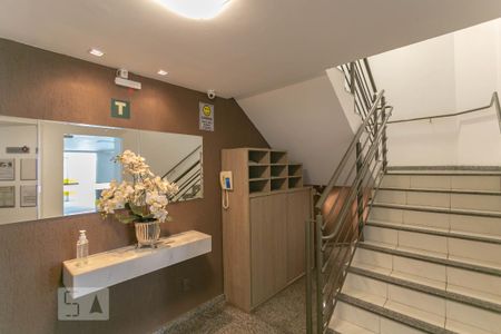 Apartamento à venda com 89m², 4 quartos e 2 vagas Apartamento à venda com 89m², 4 quartos e 2 vagasHall de Entrada