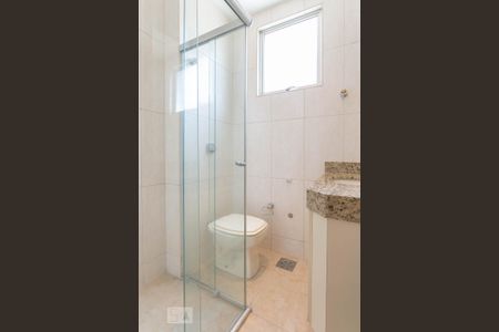 Apartamento à venda com 89m², 4 quartos e 2 vagas Apartamento à venda com 89m², 4 quartos e 2 vagasBanheiro Social