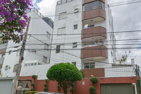Apartamento à venda com 89m², 4 quartos e 2 vagas Apartamento à venda com 89m², 4 quartos e 2 vagasFachada