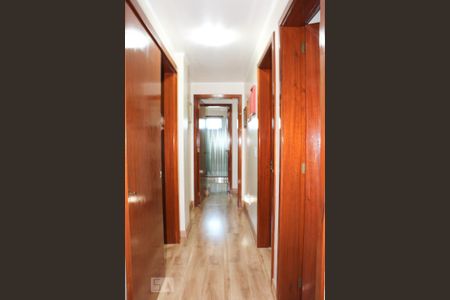 Apartamento à venda com 214m², 3 quartos e 2 vagas Apartamento à venda com 214m², 3 quartos e 2 vagasCorredor