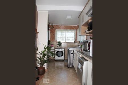 Apartamento à venda com 214m², 3 quartos e 2 vagas Apartamento à venda com 214m², 3 quartos e 2 vagasCozinha