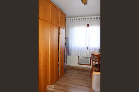 Apartamento à venda com 214m², 3 quartos e 2 vagas Apartamento à venda com 214m², 3 quartos e 2 vagasQuarto 3