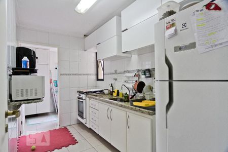 Apartamento à venda com 68m², 2 quartos e 1 vaga Apartamento à venda com 68m², 2 quartos e 1 vagaCozinha