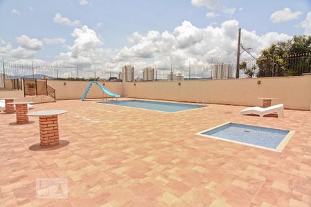 Apartamento à venda com 68m², 2 quartos e 1 vaga Apartamento à venda com 68m², 2 quartos e 1 vagaÁrea comum - Piscina