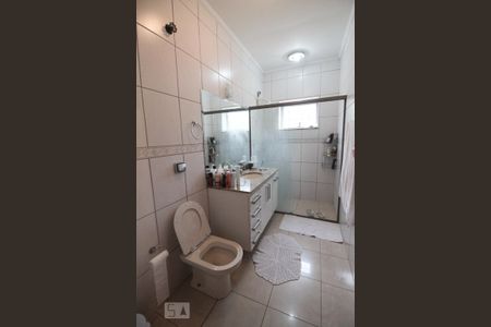 Casa à venda com 230m², 2 quartos e 4 vagasbanheiro social