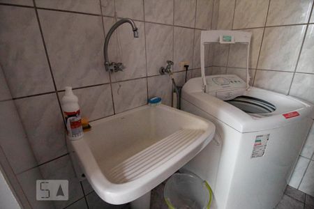 Casa à venda com 230m², 2 quartos e 4 vagasarea de serviço