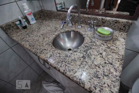 Casa à venda com 230m², 2 quartos e 4 vagassuite quarto 3