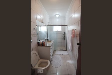 Casa à venda com 230m², 2 quartos e 4 vagasbanheiro social
