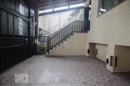 Casa à venda com 230m², 2 quartos e 4 vagasgaragem