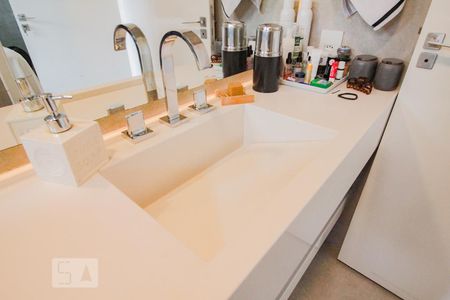 Apartamento à venda com 84m², 2 quartos e 2 vagassuite quarto 2