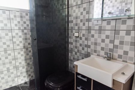 Banheiro de apartamento para alugar com 1 quarto, 48m² em Aclimação, São Paulo