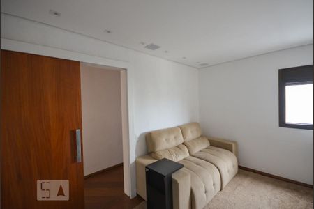 Apartamento à venda com 135m², 4 quartos e 2 vagasQuarto 4