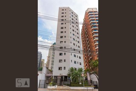 Apartamento à venda com 135m², 4 quartos e 2 vagasFachada
