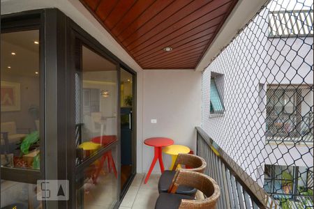 Varanda da Sala de apartamento à venda com 4 quartos, 135m² em Vila Mariana, São Paulo