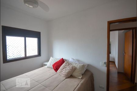 Apartamento à venda com 135m², 4 quartos e 2 vagasQuarto 1