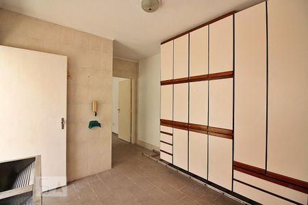 Casa à venda com 197m², 3 quartos e 2 vagasLavanderia