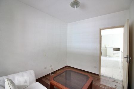 Casa à venda com 197m², 3 quartos e 2 vagasQuarto 3