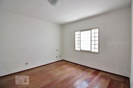 Casa à venda com 197m², 3 quartos e 2 vagasQuarto 2 - Suíte