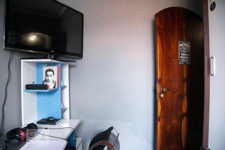 Casa à venda com 165m², 3 quartos e 4 vagas Casa à venda com 165m², 3 quartos e 4 vagasQuarto 2