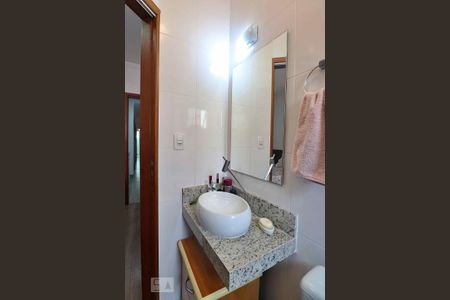 Casa à venda com 120m², 3 quartos e 2 vagasBanheiro da Suíte 1