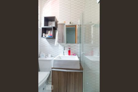 Casa à venda com 226m², 12 quartos e 4 vagasCasa 3 - banheiro