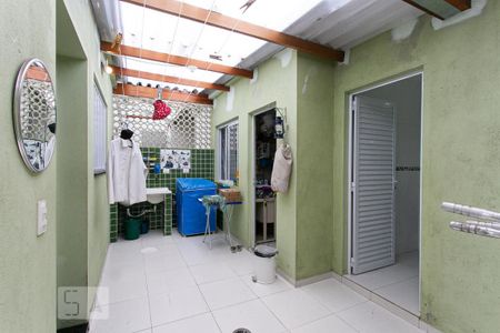 Casa à venda com 105m², 2 quartos e 1 vagaQuintal e Área de Serviço