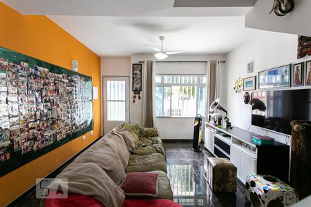 Sala de casa à venda com 2 quartos, 105m² em Vila Carrao, São Paulo