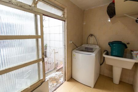 Casa à venda com 100m², 2 quartos e 1 vagaÁrea de Serviço