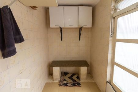 Casa à venda com 100m², 2 quartos e 1 vagaÁrea de Serviço