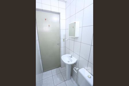 Detalhe do banheiro de casa para alugar com 1 quarto, 46m² em Artur Alvim, São Paulo