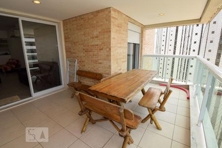 Varanda Gourmet de apartamento para alugar com 2 quartos, 88m² em Jardim Astúrias, Guarujá