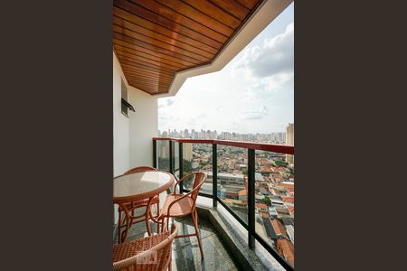 varanda de apartamento para alugar com 3 quartos, 100m² em Vila Carrão, São Paulo