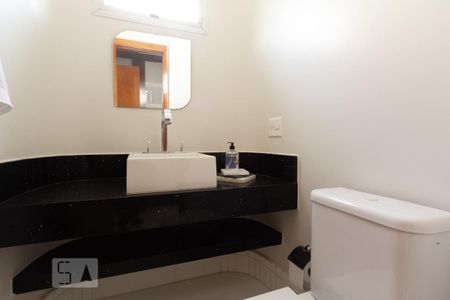 Apartamento à venda com 215m², 3 quartos e 2 vagas Apartamento à venda com 215m², 3 quartos e 2 vagasLavabo