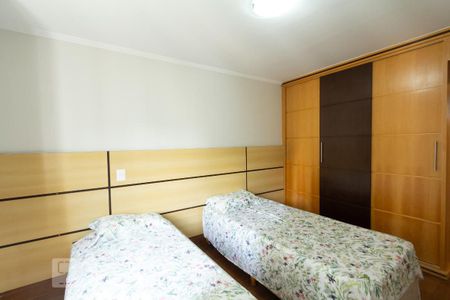 Apartamento à venda com 215m², 3 quartos e 2 vagas Apartamento à venda com 215m², 3 quartos e 2 vagasQuarto 2