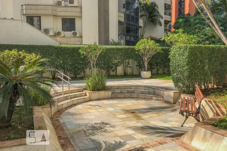 Apartamento à venda com 215m², 3 quartos e 2 vagas Apartamento à venda com 215m², 3 quartos e 2 vagasÁrea comum