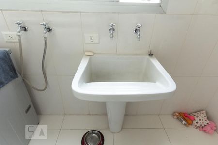 Apartamento à venda com 215m², 3 quartos e 2 vagas Apartamento à venda com 215m², 3 quartos e 2 vagasÁrea de Serviço