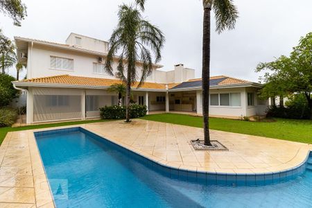 Casa de condomínio à venda com 498m², 6 quartos e 4 vagasQuintal