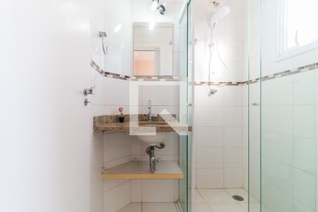 Apartamento para alugar com 66m², 2 quartos e 1 vaga Apartamento para alugar com 66m², 2 quartos e 1 vagaBanheiro da Suíte 1