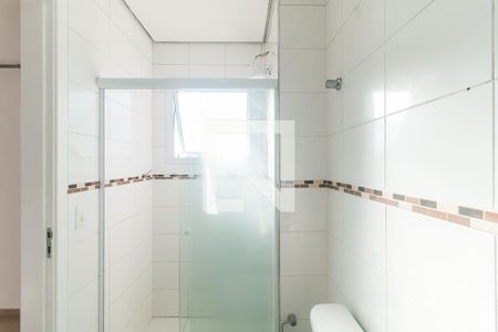 Apartamento para alugar com 66m², 2 quartos e 1 vaga Apartamento para alugar com 66m², 2 quartos e 1 vagaBanheiro da Suíte 2