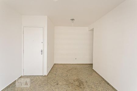 Apartamento à venda com 70m², 3 quartos e sem vagaSala